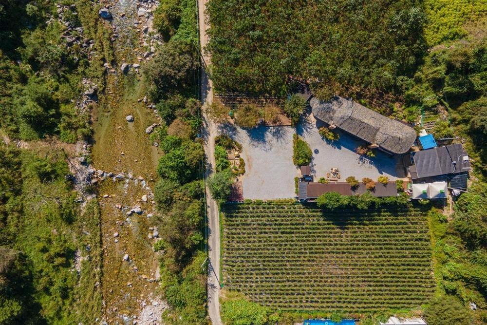 Kim Satgat Heukjib Yiyagi Hotel Yeongwol Bagian luar foto